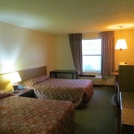 Hollywood Inn & Suites Gurnee Exterior foto